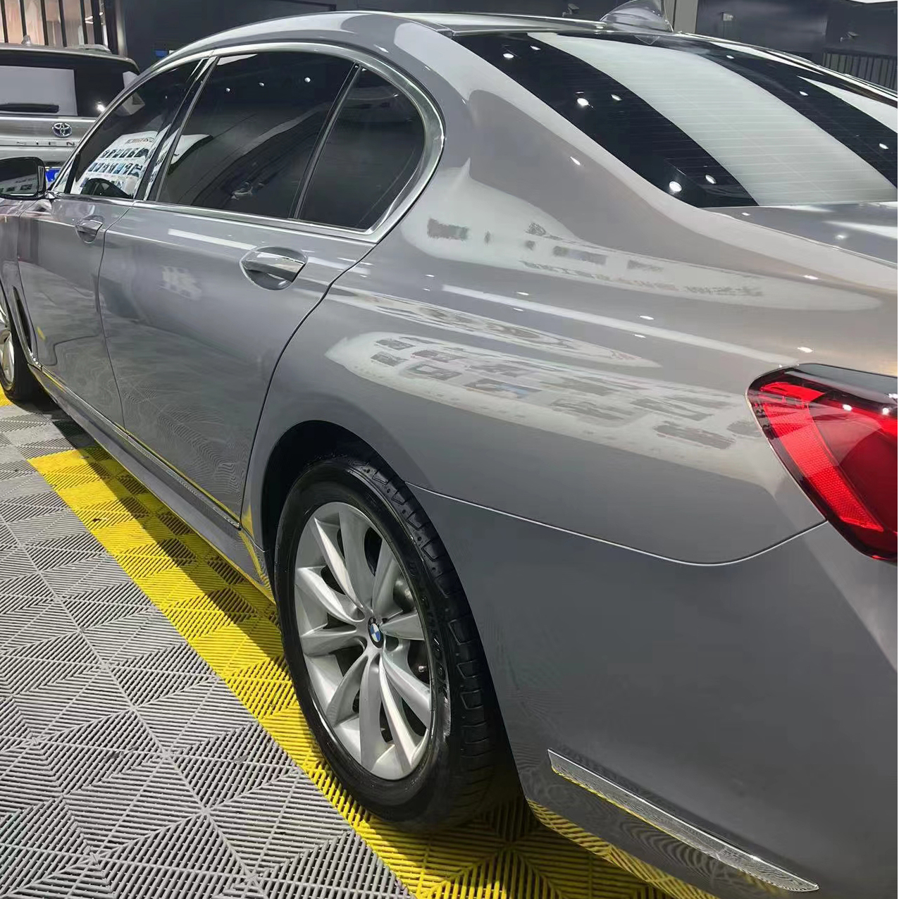 PET Backing Paint Protection S - Metallic Spray Paint บทวิจารณ์และราคา