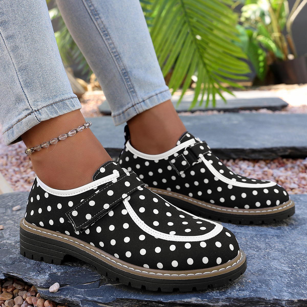 Women's Large Size Fashionable - Velcro Hook Loop บทวิจารณ์และราคา